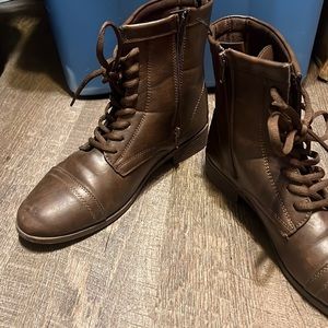 Size 19 brown boots